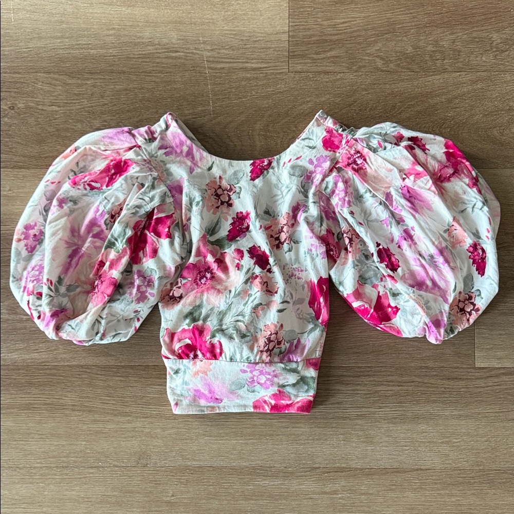 Express XS Floral Puff Sleeve Top